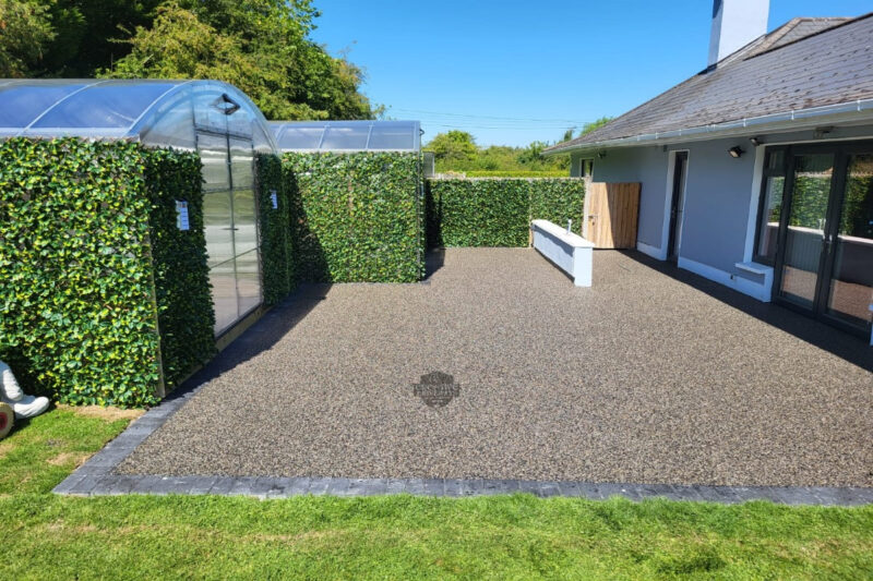 Resin Bound Patio With Charcoal Paved Border In Newbridge Co Kildare